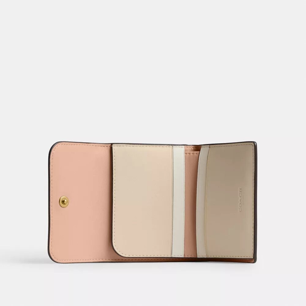Porte-cartes indispensable en color block
