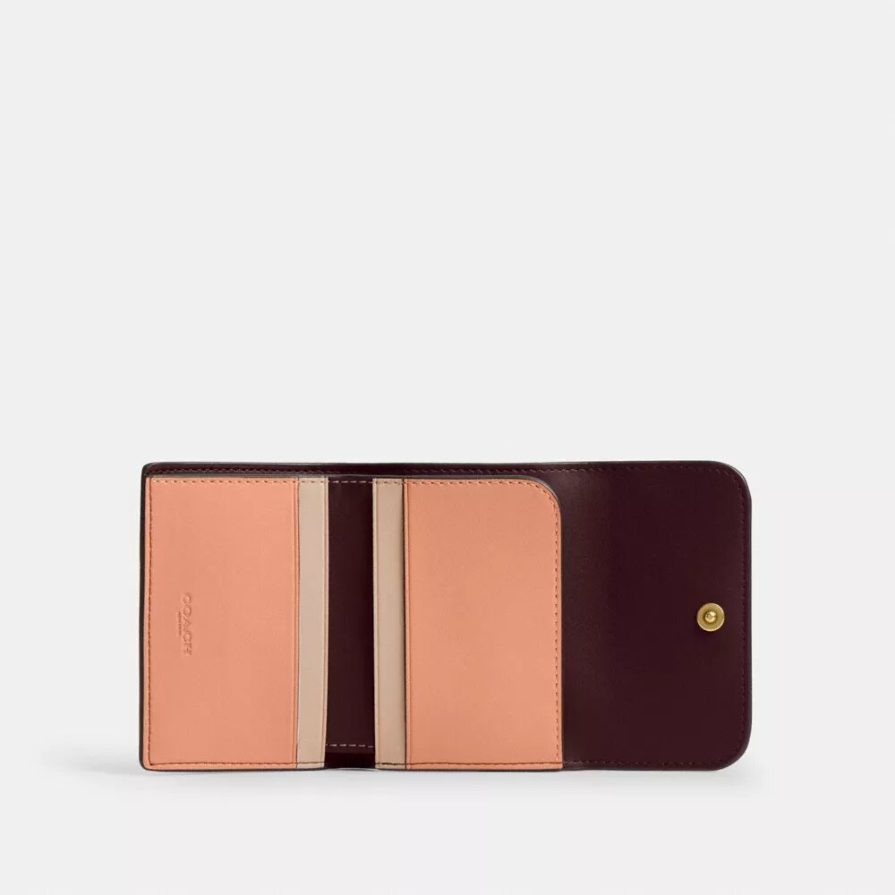 Porte-cartes indispensable en color block