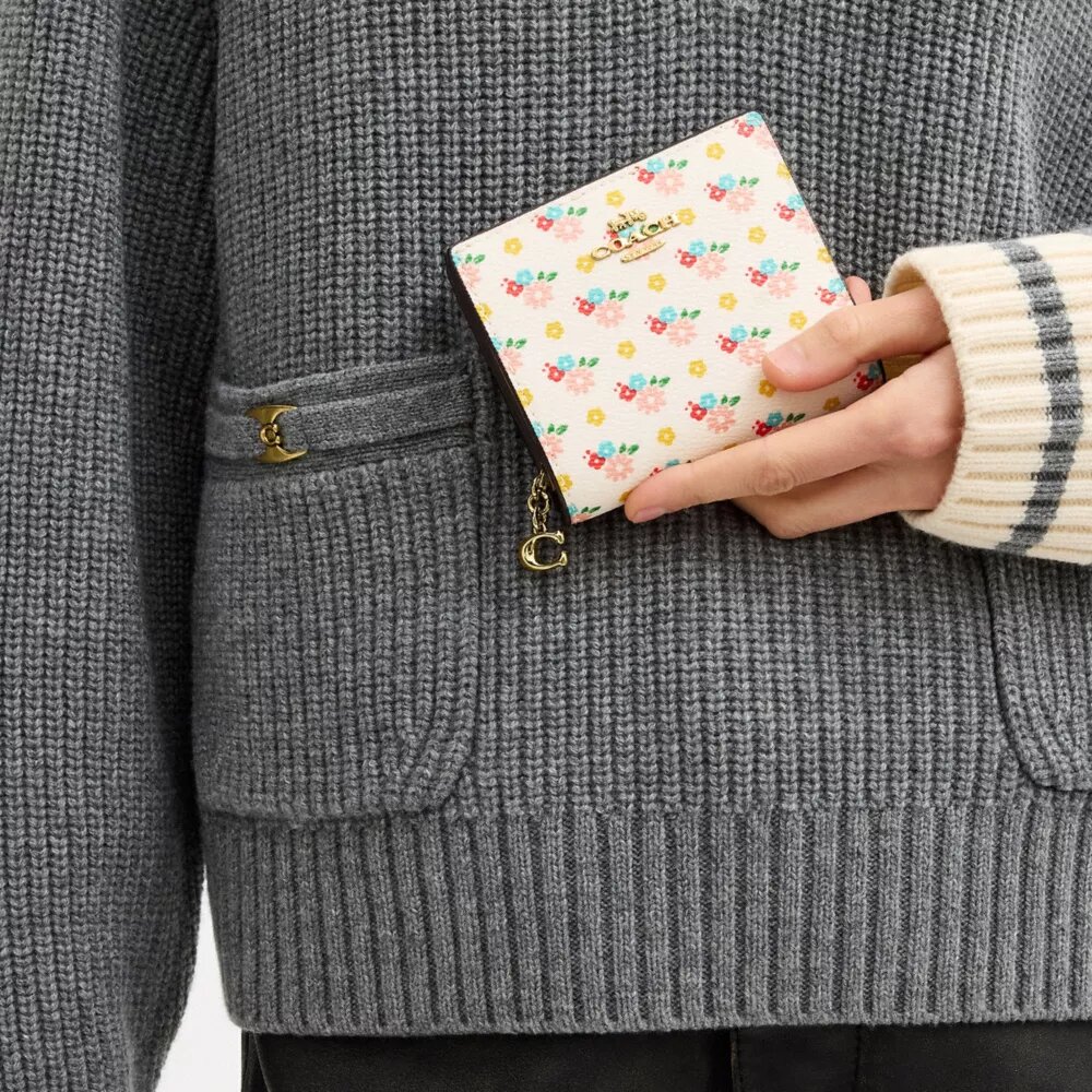 Portefeuille à bouton-pression avec imprimé floral et Charms