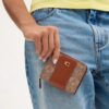 Portefeuille Essential en Signature Canvas à blocs de couleur