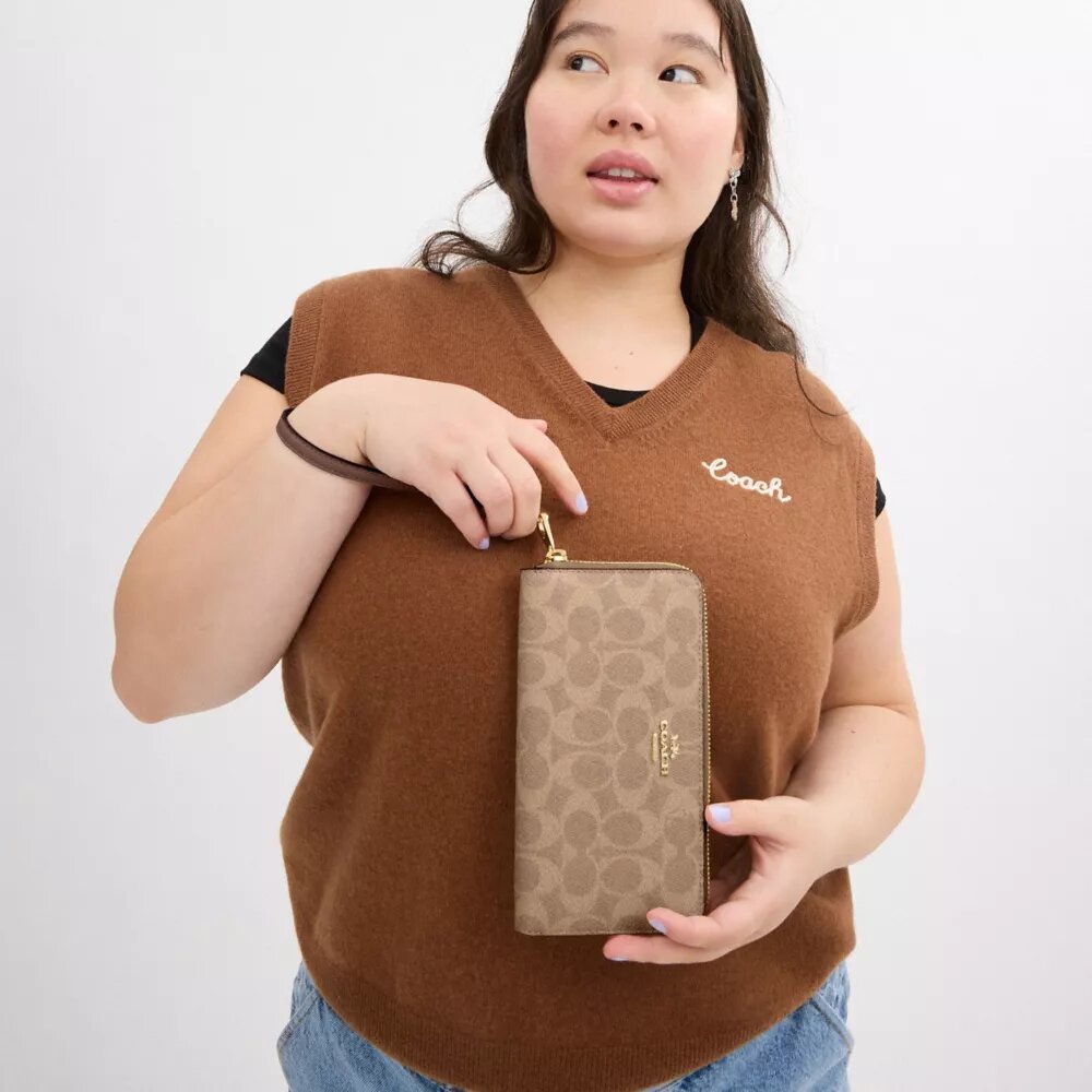 Portefeuille long à fermeture éclair sur tout le pourtour en Signature Canvas