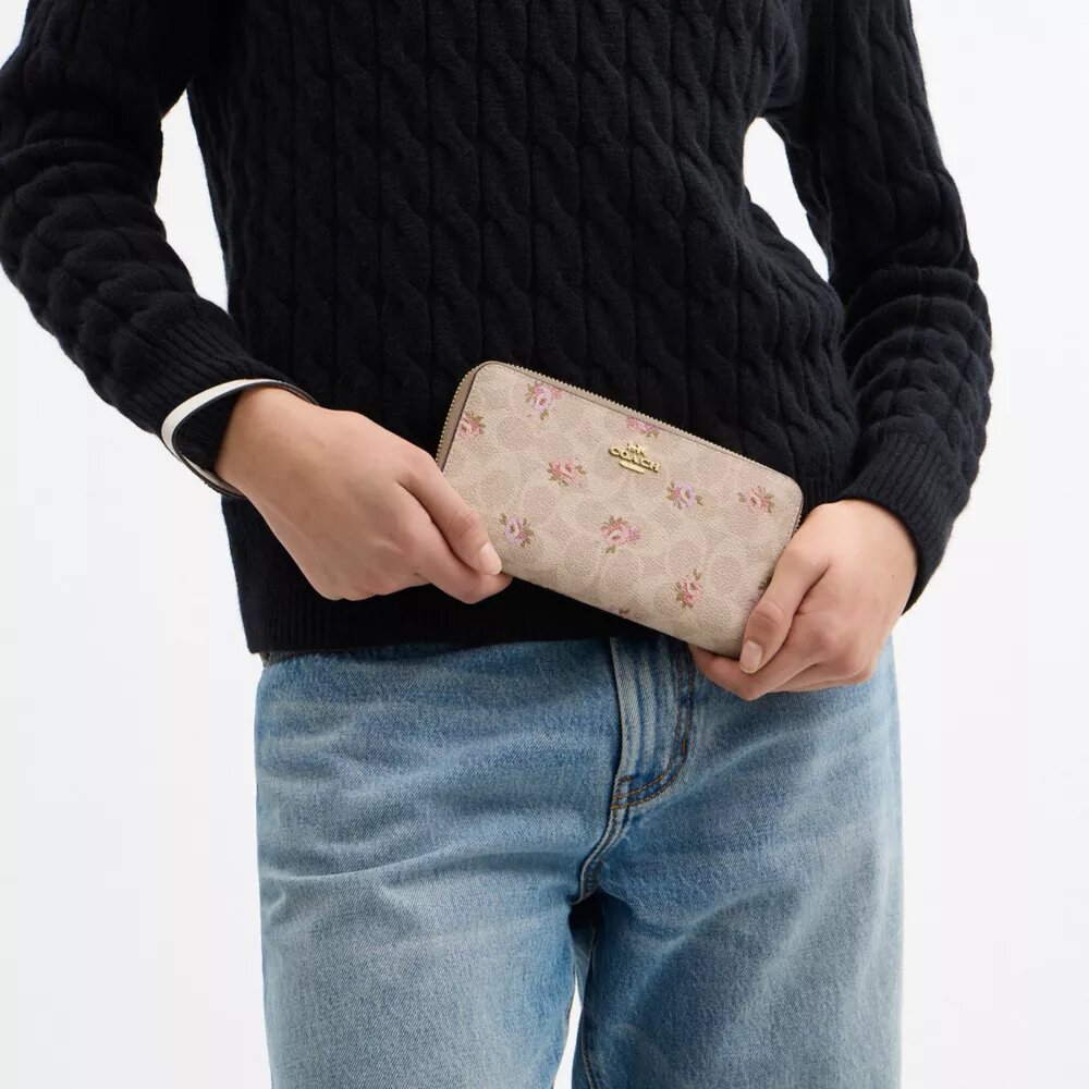 Portefeuille long à fermeture éclair sur tout le pourtour en Signature Canvas à imprimé floral