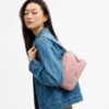 Sac bandoulière Carey en denim emblématique