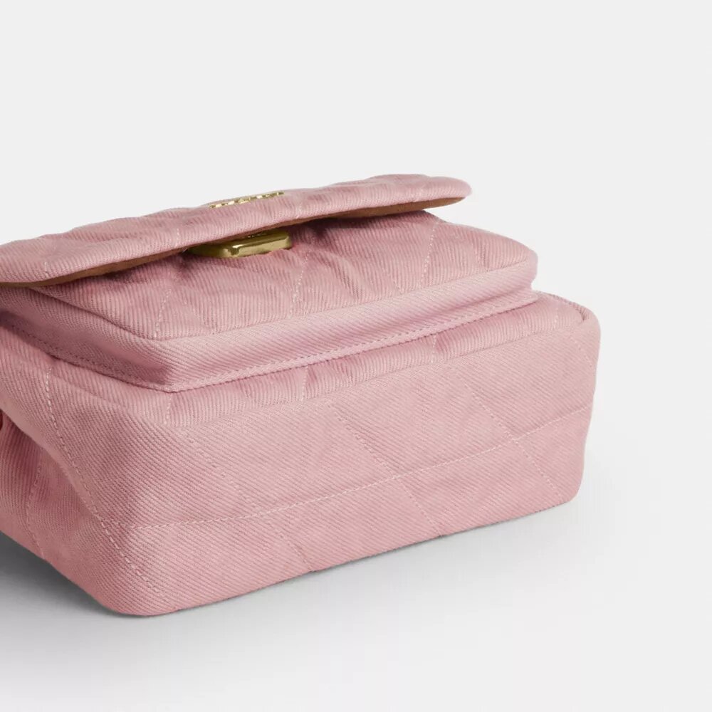 Sac bandoulière Elodie 18 en denim délavé avec matelassage