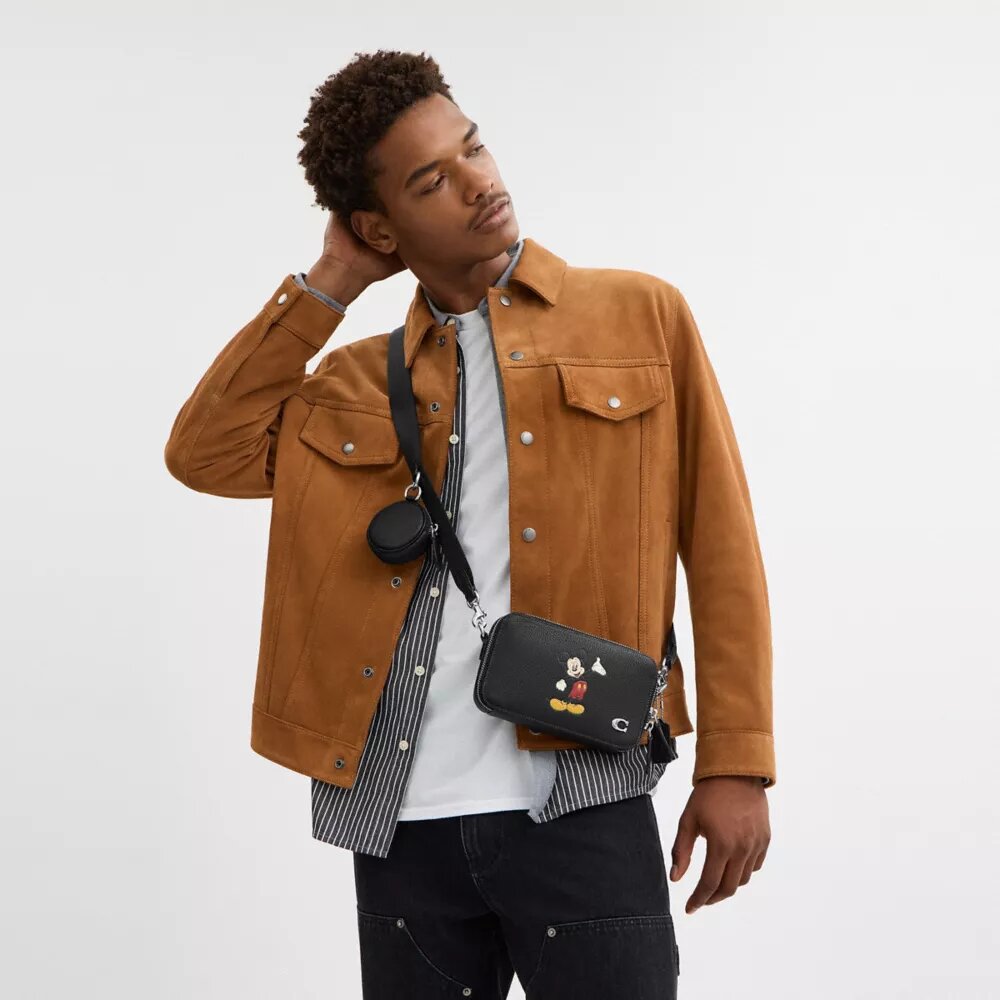 Sac bandoulière fin Charter de la collection Disney X Coach avec Mickey Mouse
