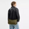 Sac bandoulière Finn avec poches