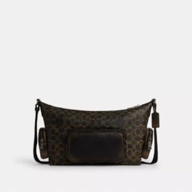 Sac bandoulière Finn avec poches, en Signature Canvas « Loved »