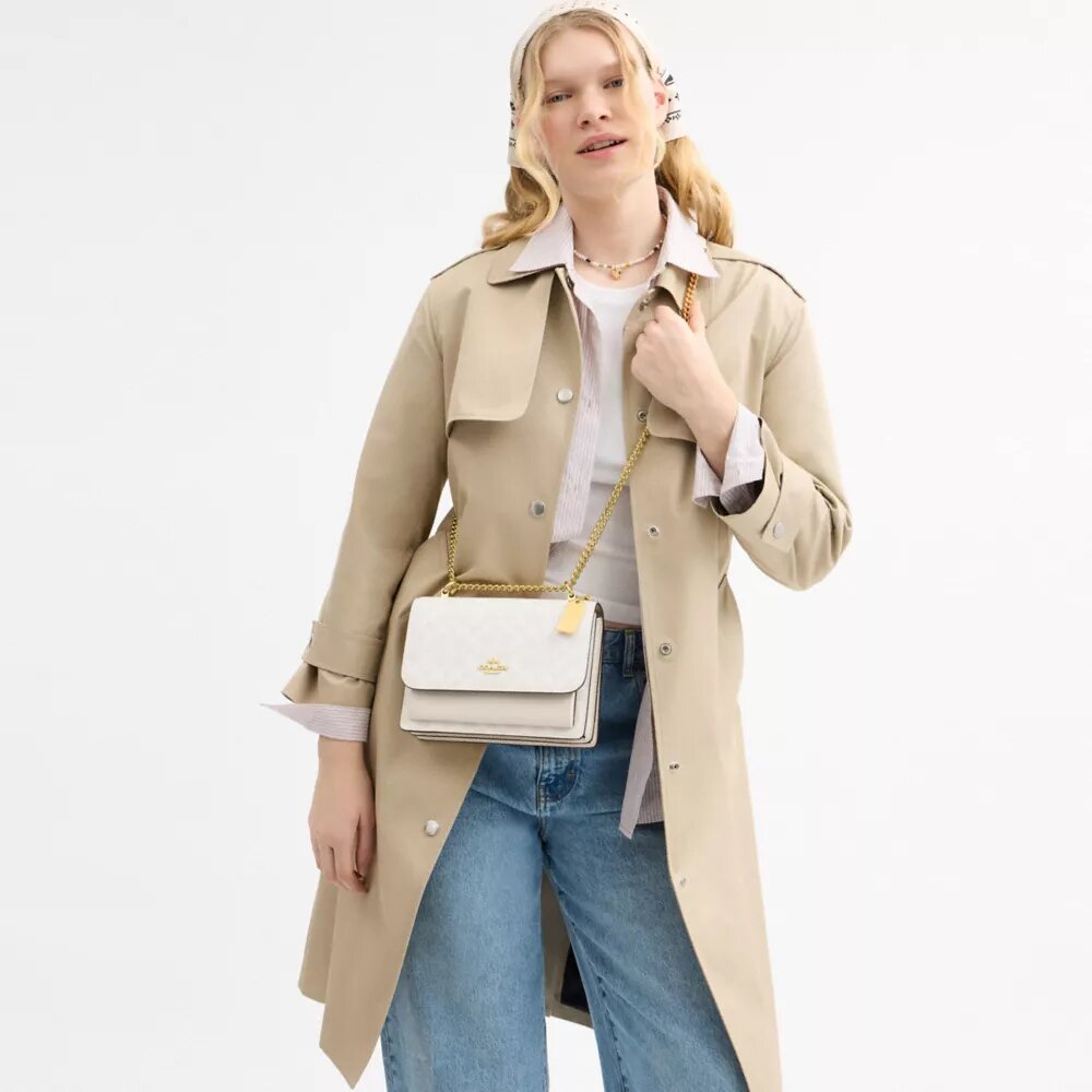 Sac bandoulière Klare en Signature Canvas