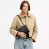 Sac bandoulière Klare en Signature Canvas