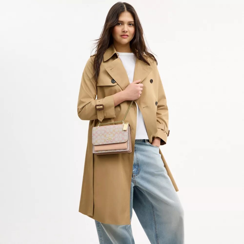 Sac bandoulière Klare en Signature Canvas