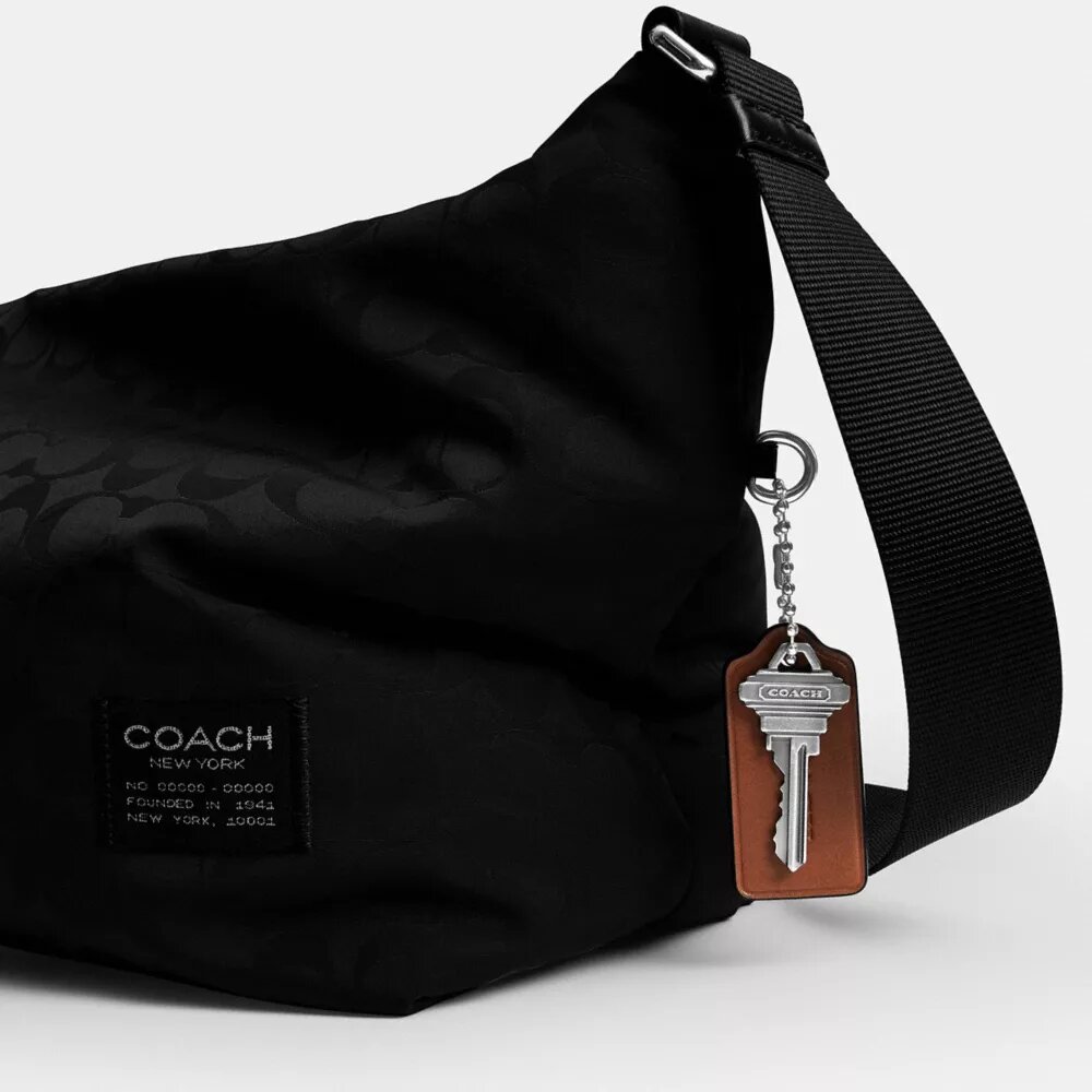 Sac à bandoulière Leo en Nylon emblématique