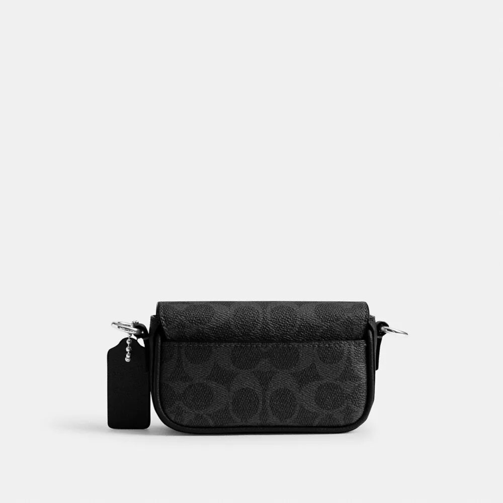 Sac bandoulière à rabat en Signature Canvas