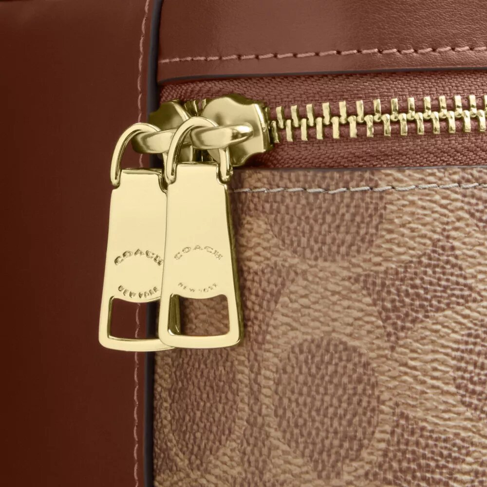 Sac à bandoulière Rainer 18 en Signature Canvas