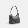 Sac hobo Nolan en Signature Canvas