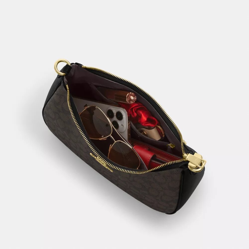 Sac hobo Teri en Signature Canvas