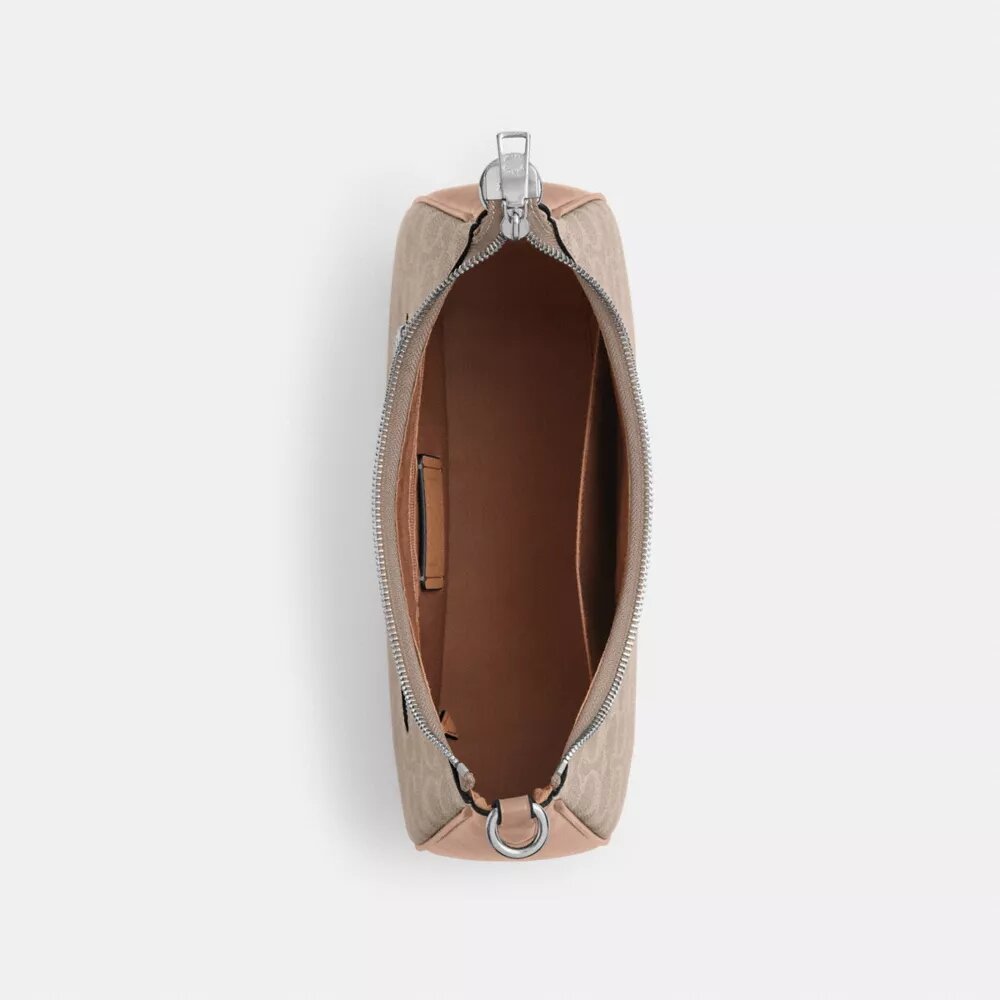 Sac hobo Teri en Signature Canvas