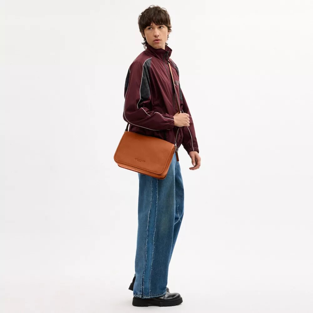 Sac messager Colby 32