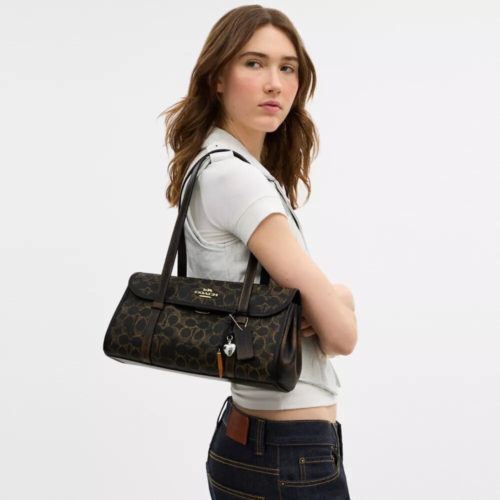 Sac porté épaule Bridget en Signature Canvas avec Charms