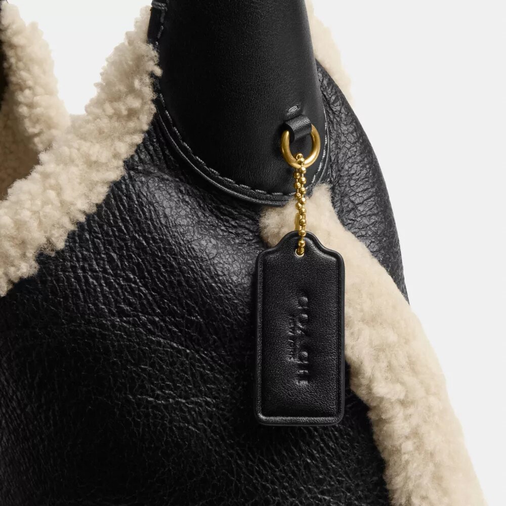 Sac porté épaule Brooklyn 28 en peau de mouton