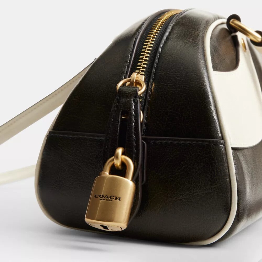Sac porté épaule de type « bowling »
