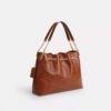 Sac porté épaule Evelyn matelassé avec breloque