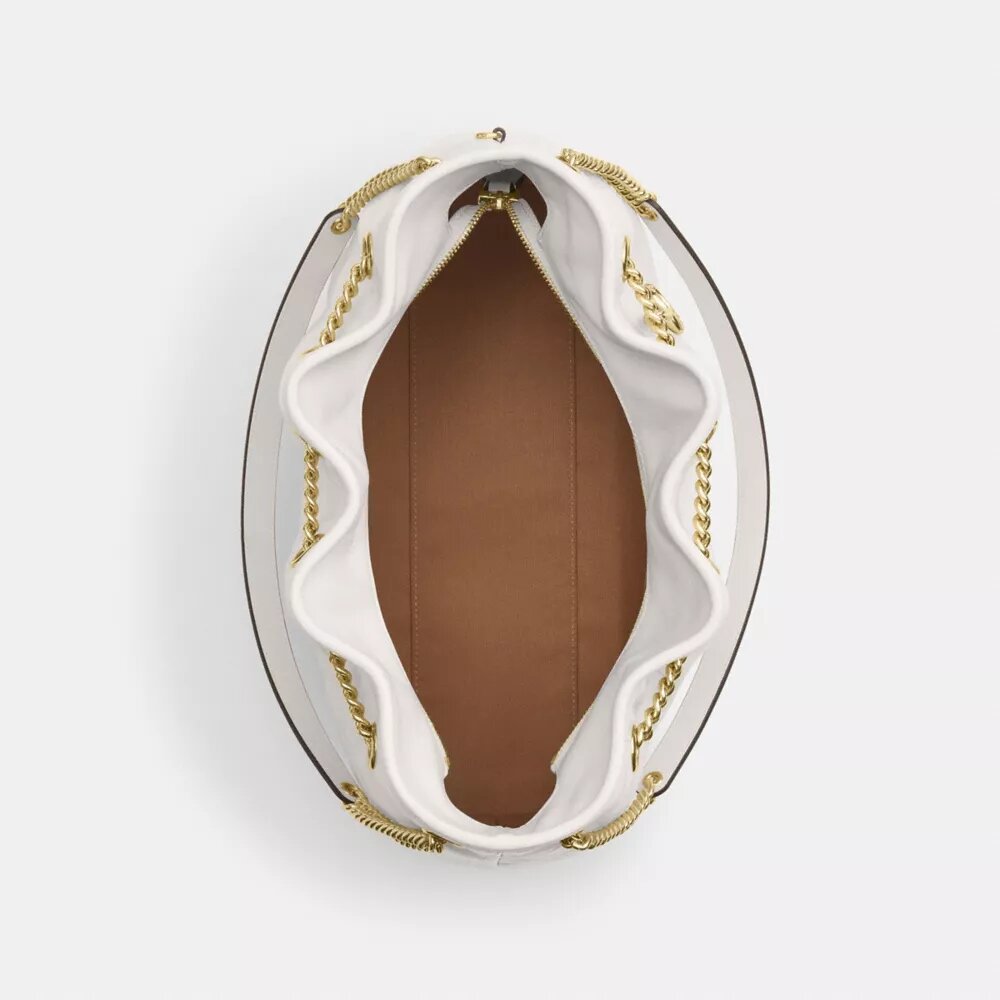 Sac porté épaule Evelyn matelassé avec breloque