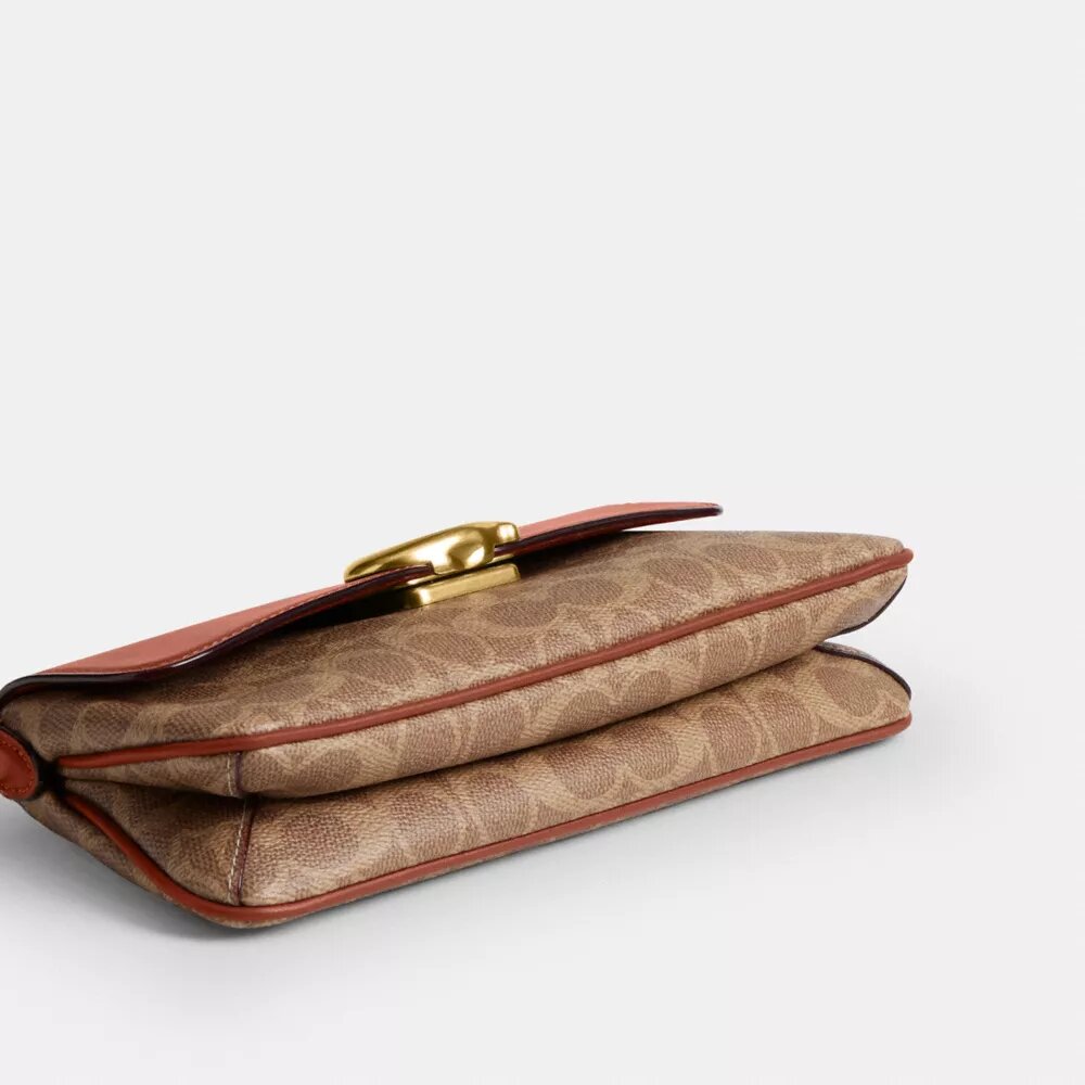 Sac porté épaule Jet en Signature Canvas