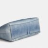 Sac porté épaule Laurel en denim « Loved » avec Charms