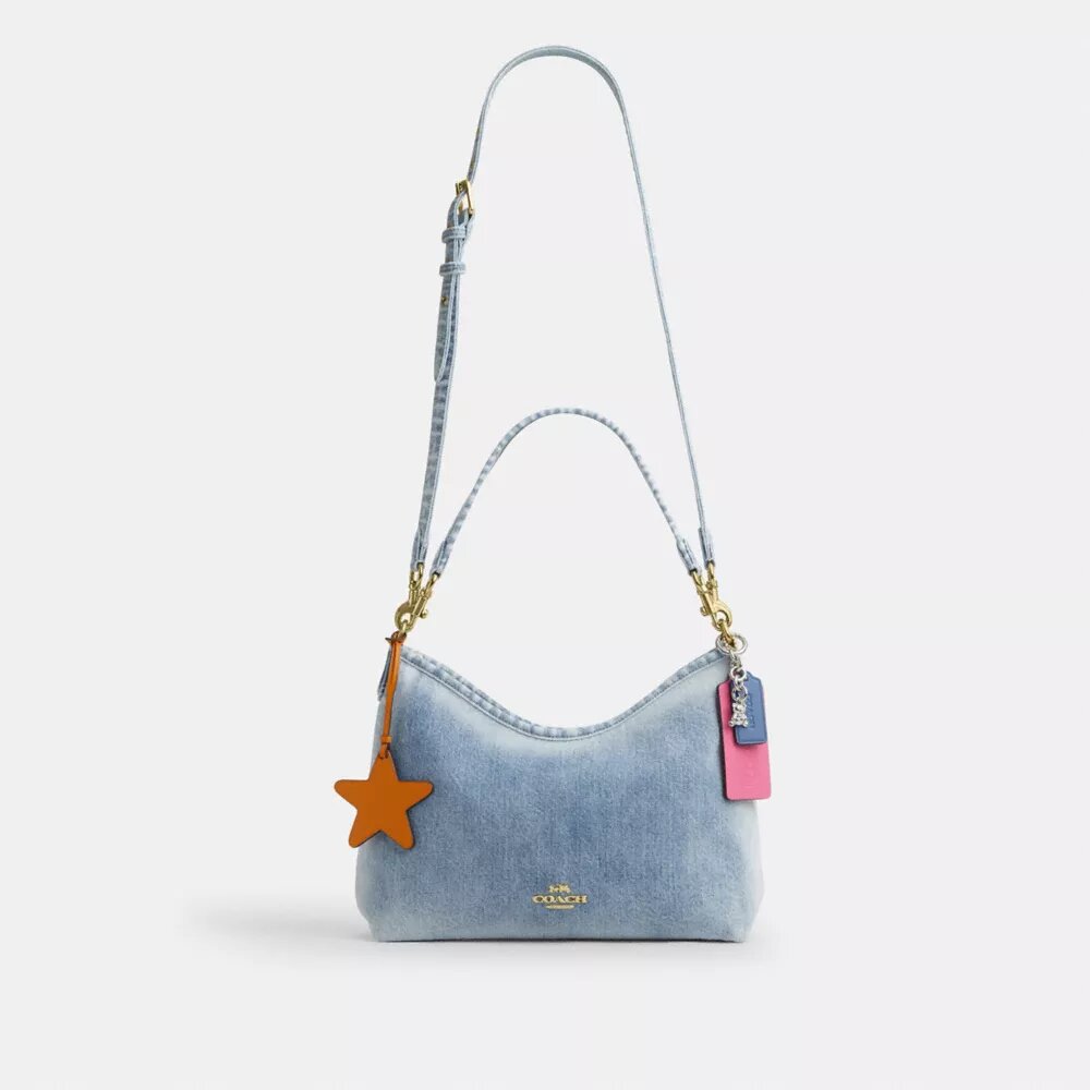 Sac porté épaule Laurel en denim « Loved » avec Charms