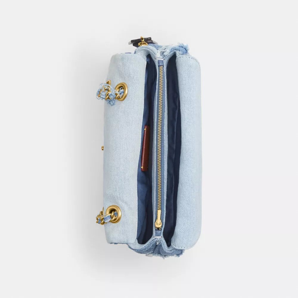 Sac porté épaule Tabby 26 avec matelassage en patchwork de denim recyclé