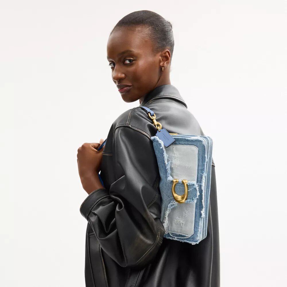 Sac porté épaule Tabby 26 avec patchwork en denim recyclé