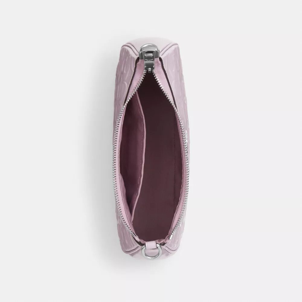 Sac porté épaule Teri en cuir signature avec breloque en forme de cœur
