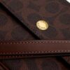 Sac à rabat Brooke avec chaîne en Signature Canvas