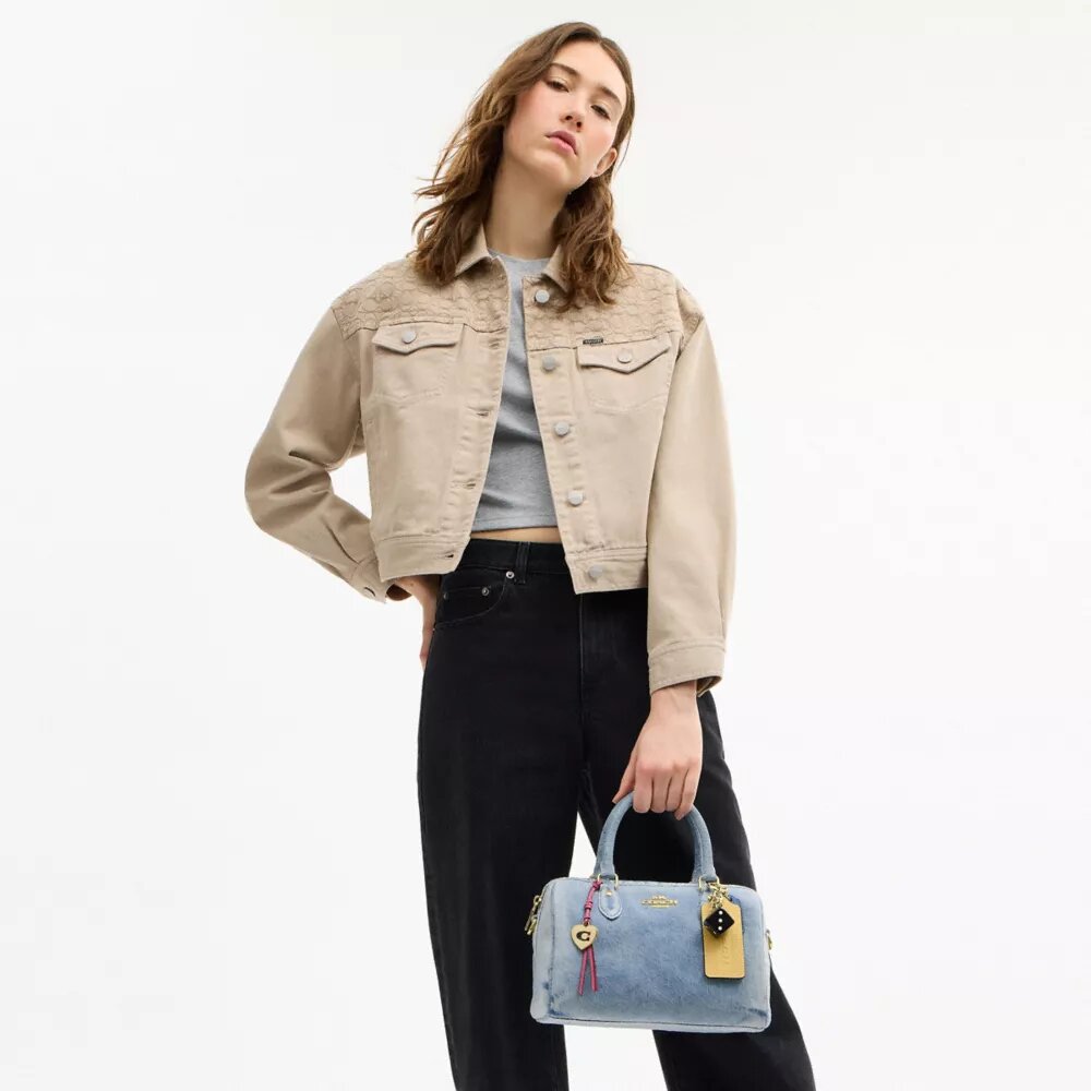 Sac Rowan en denim « Loved » avec Charms