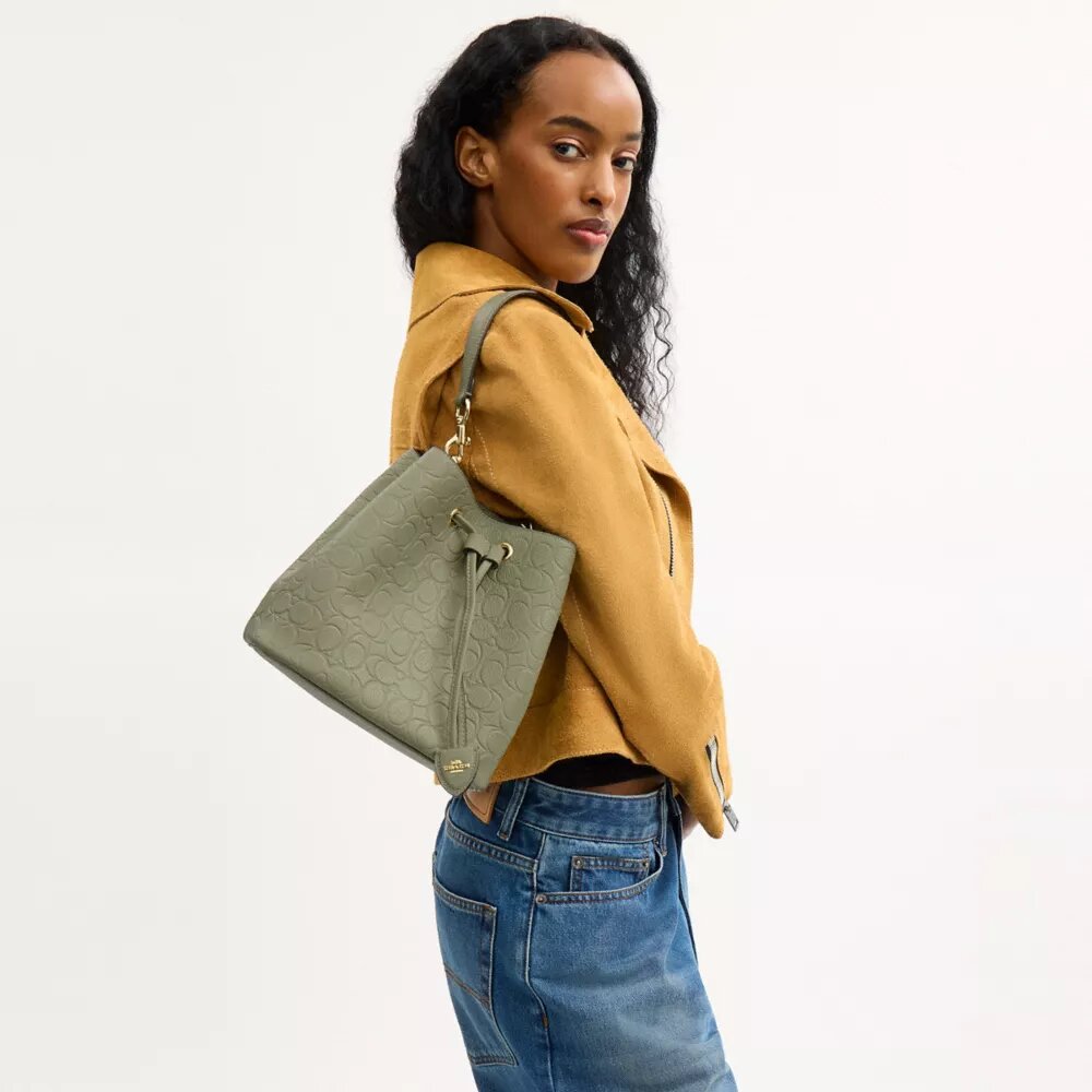 Sac seau Rowan en cuir emblématique