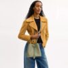 Sac seau Rowan en cuir emblématique
