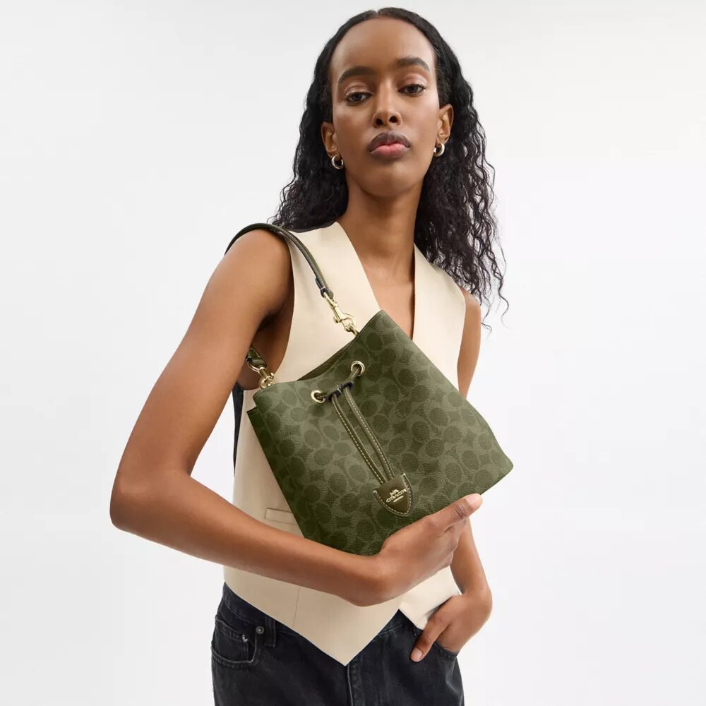 Sac seau Rowan en Signature Canvas