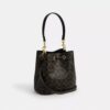 Sac seau Rowan en Signature Canvas avec Charms