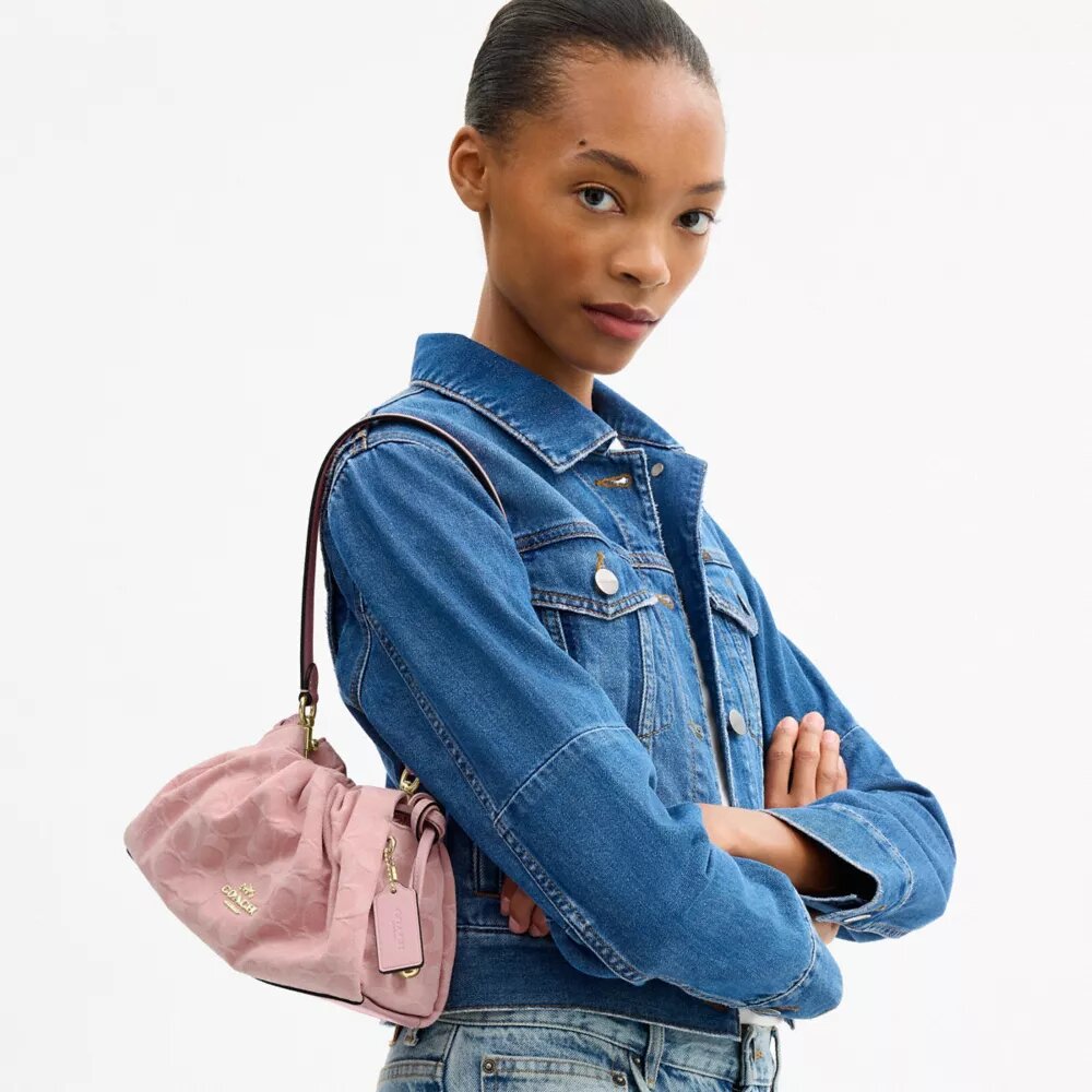 Sacs porté épaule Faye en denim emblématique