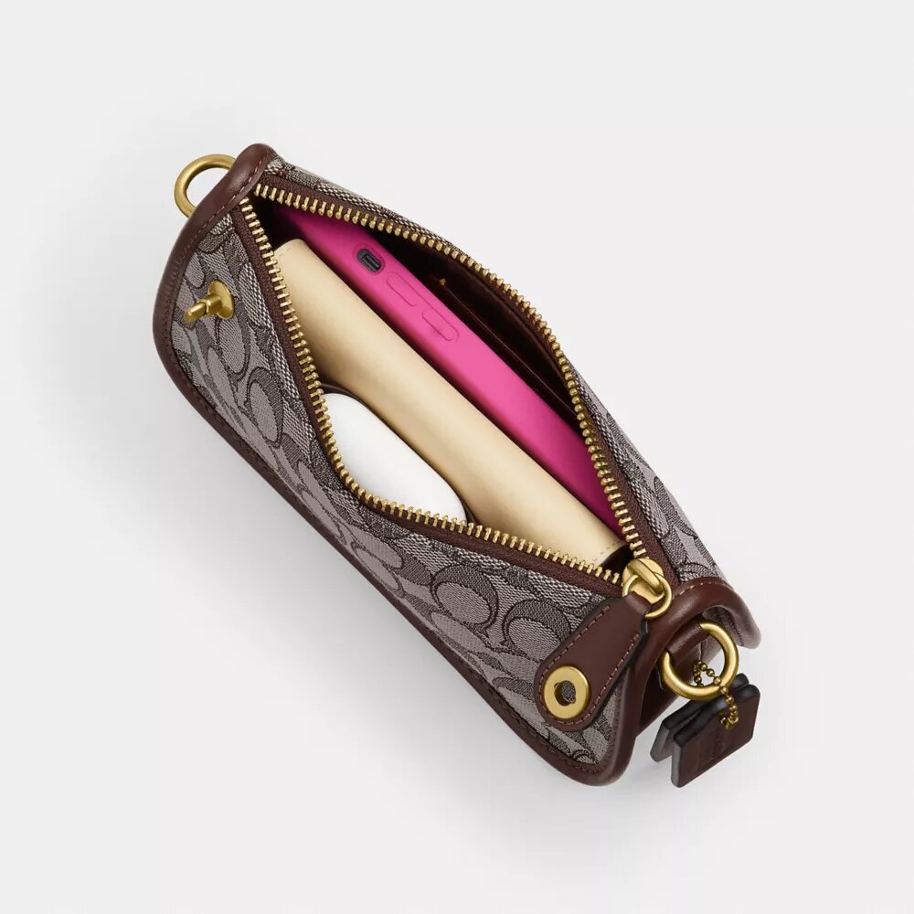Sacs Swinger 20 avec chaîne en jacquard emblématique