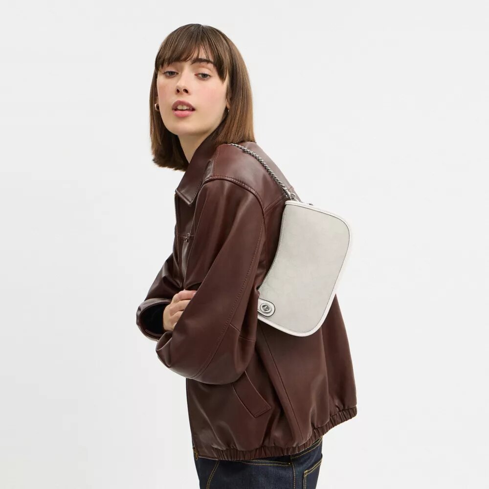 Sacs Swinger en jacquard emblématique