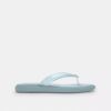 Tongs en plastique transparent dans notre motif emblématique