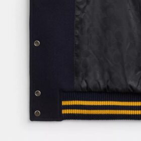 Veste universitaire en laine